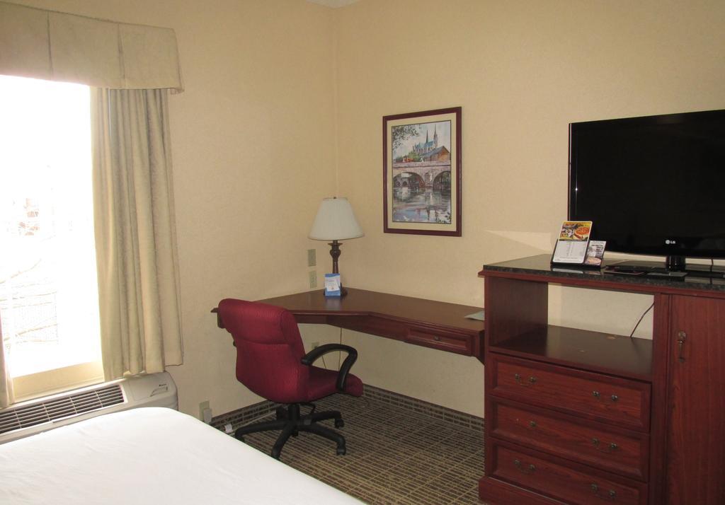 เบย์มอนต์ บาย วินด์แฮม ลาฟาแยต แอร์พอร์ต Hotel ลาฟาแย็ตต์ ภายนอก รูปภาพ