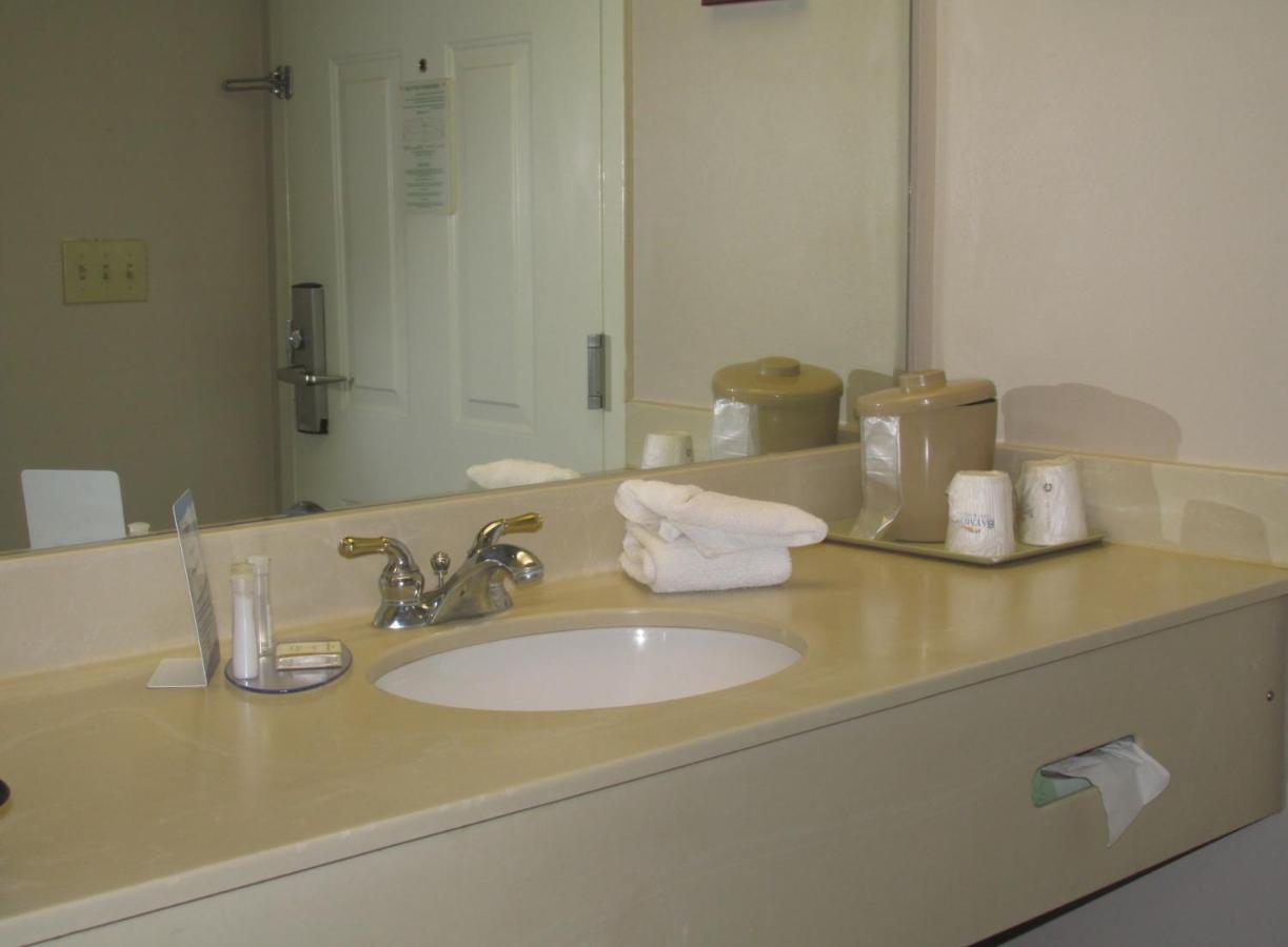 เบย์มอนต์ บาย วินด์แฮม ลาฟาแยต แอร์พอร์ต Hotel ลาฟาแย็ตต์ ภายนอก รูปภาพ